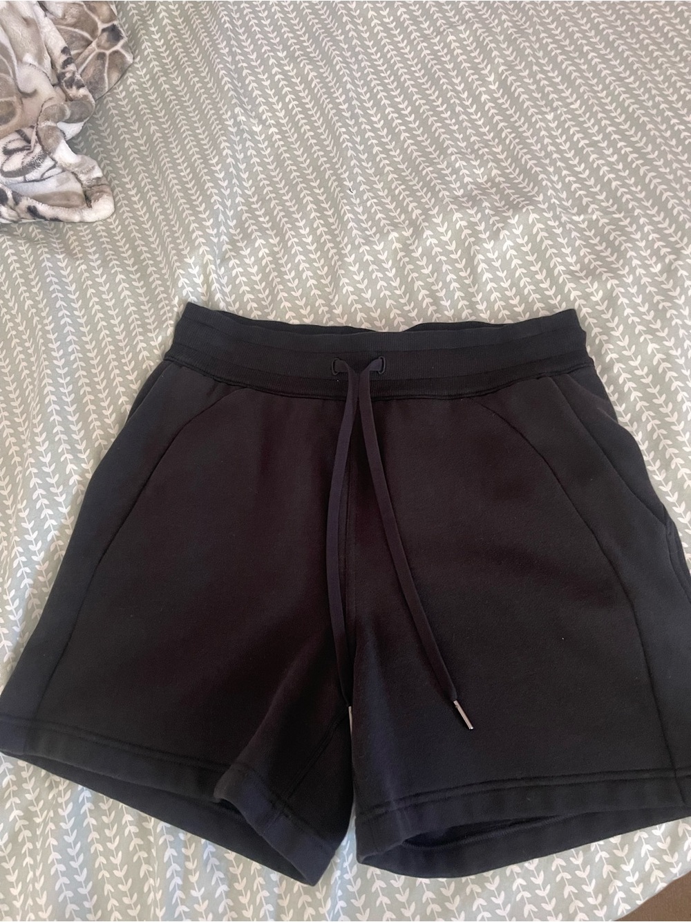 LULULEMON SUCBA SHORTS 5IN